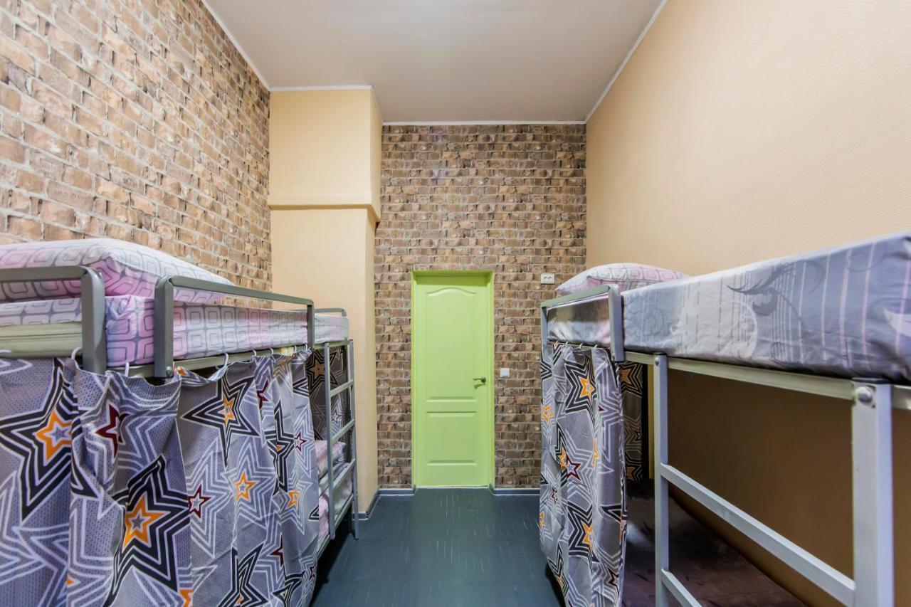 Hostel Vokzalnaya Kyiv Exterior photo