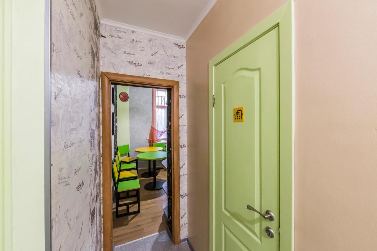 Hostel Vokzalnaya Kyiv Exterior photo